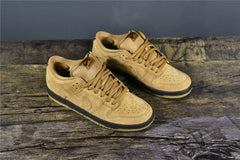 SB Dunk Low Wheat