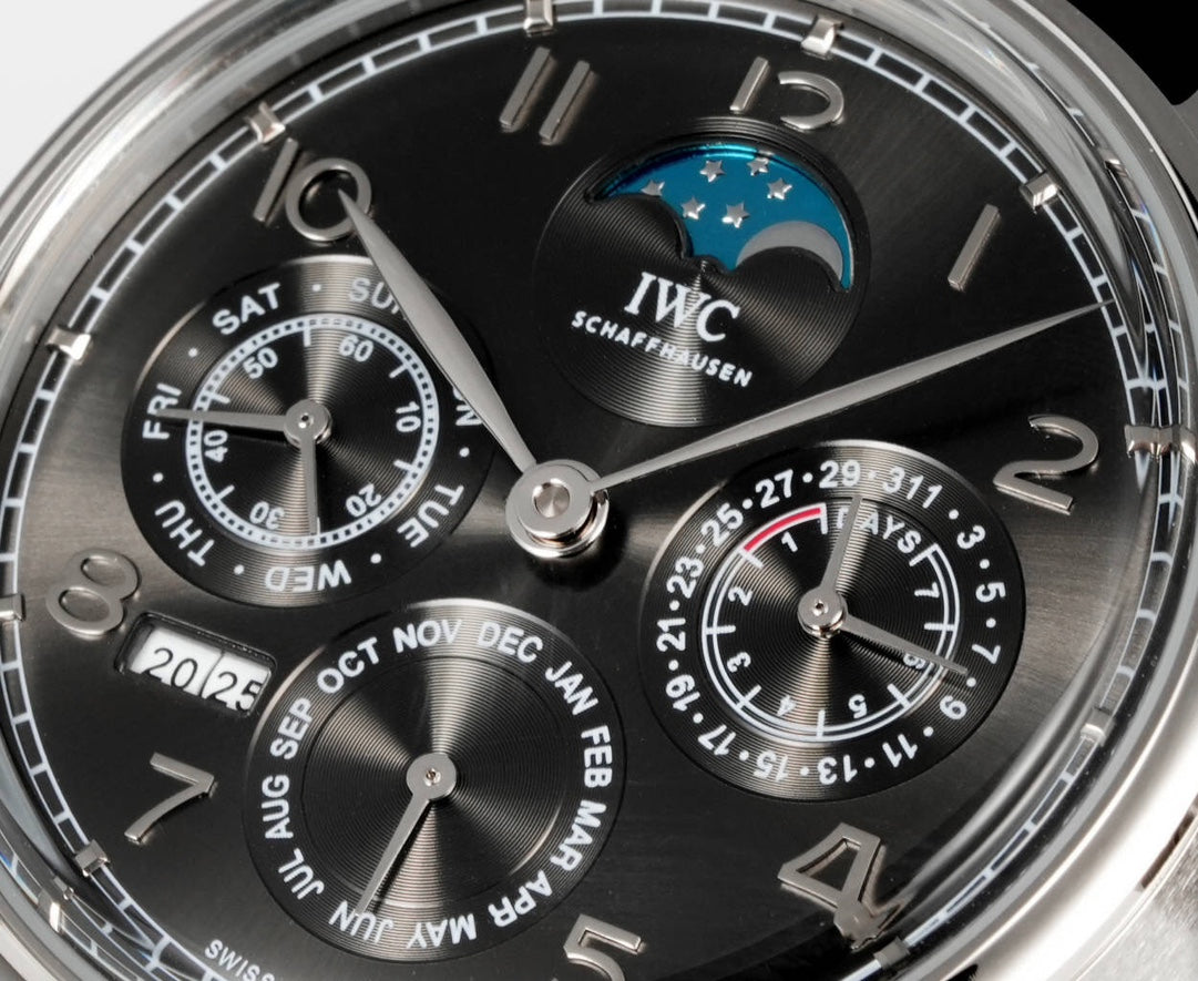 Black Silver - Black Leather - Automatic -42mm