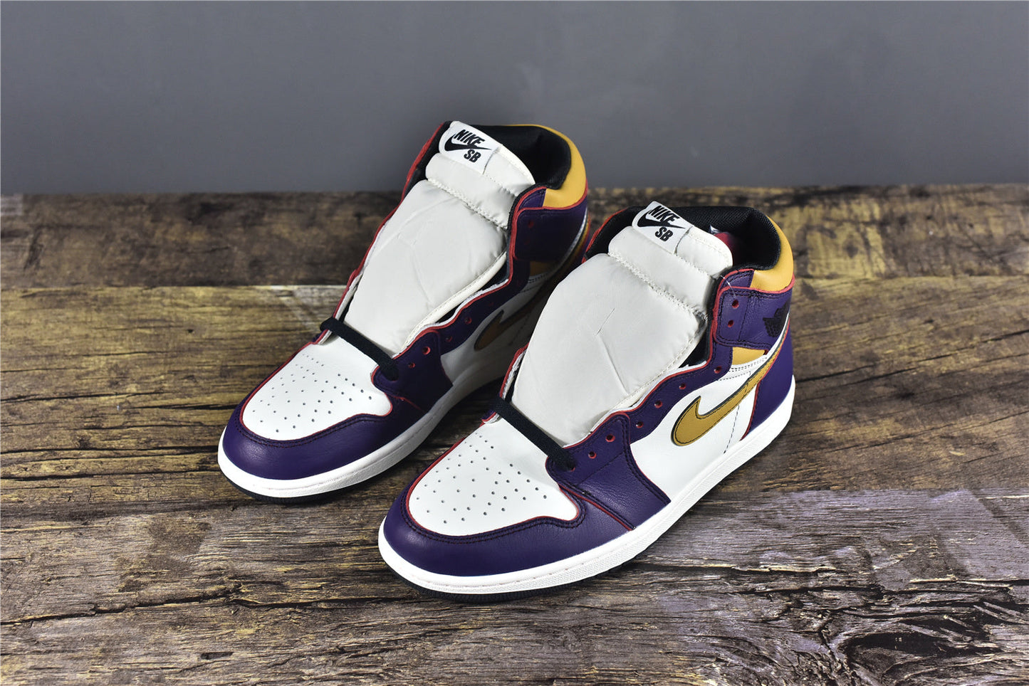 Jordan 1 Retro High SB 'LA To Chicago'