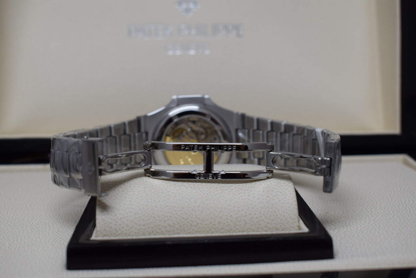 Patek Philippe nautilus 5711 white dial