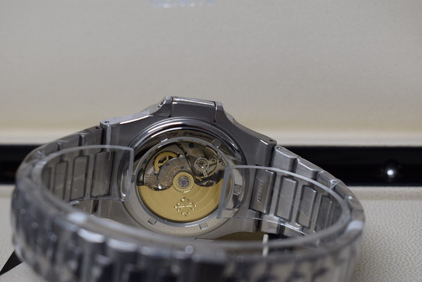 Patek Philippe nautilus 5711 white dial