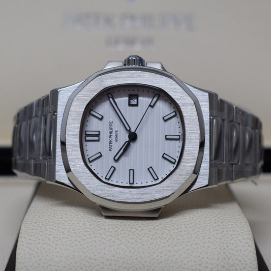 Patek Philippe nautilus 5711 white dial