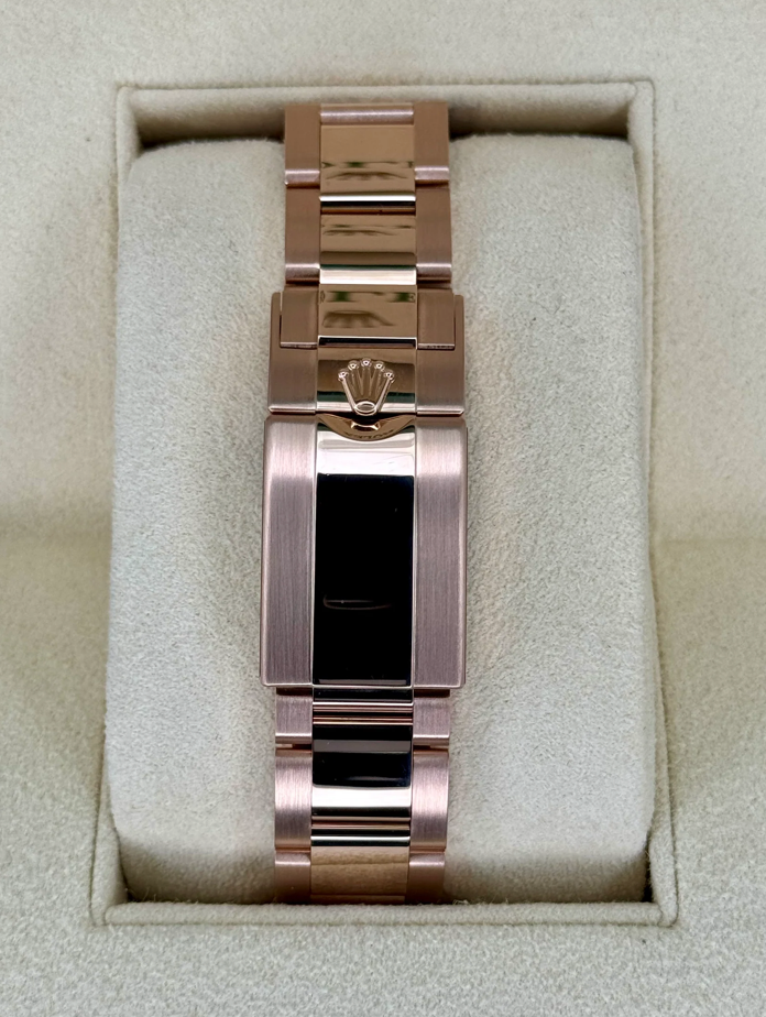 Daytona 40mm116505 Rose steel Black Dial