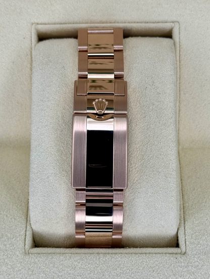 Daytona 40mm116505 Rose steel Black Dial