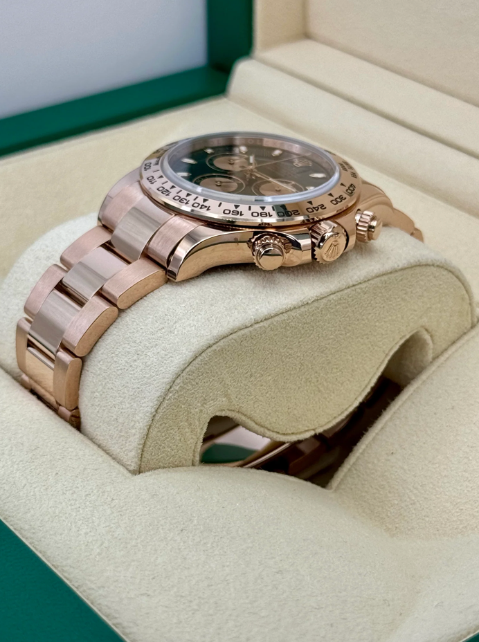 Daytona 40mm116505 Rose steel Black Dial