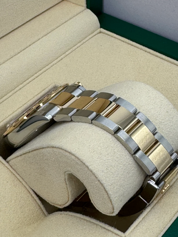 Daytona 40mm 116503 Tow-Tone White Dial