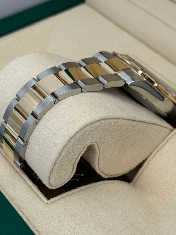 Daytona 40mm 116503 Tow-Tone White Dial