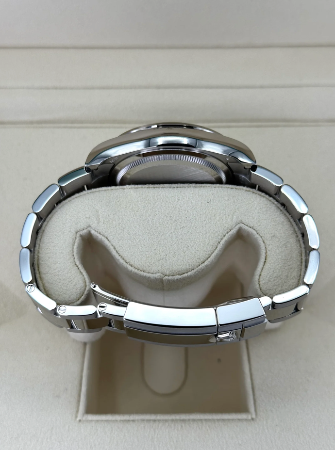 Daytona  40mm 126500 Stainless Steel Black Dial Ghost Dial