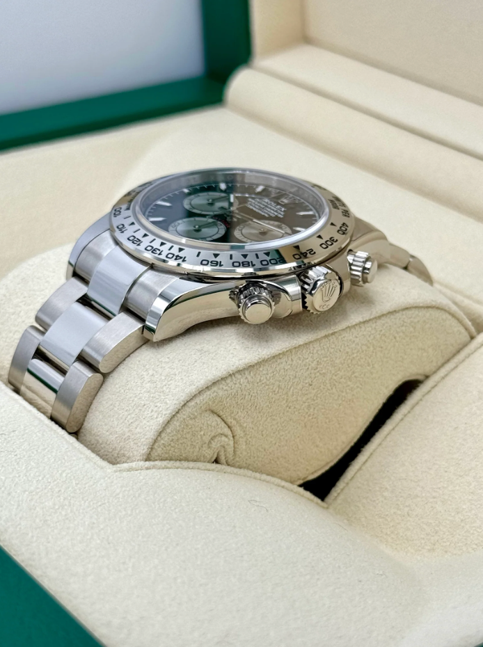 Daytona 126500 40mm steel Black Dial