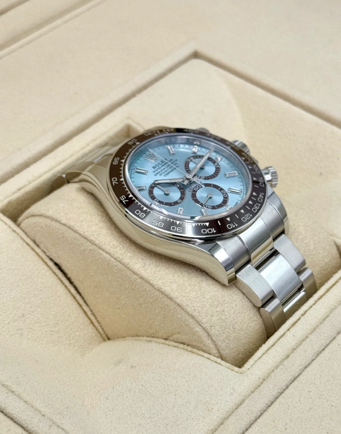 Daytona  40mm 126506 Platinum Ice Blue Diamond Baguette Dial