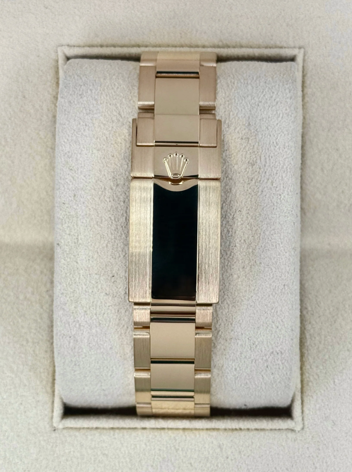 Daytona 40mm 126508 Gold Pikachu Dial