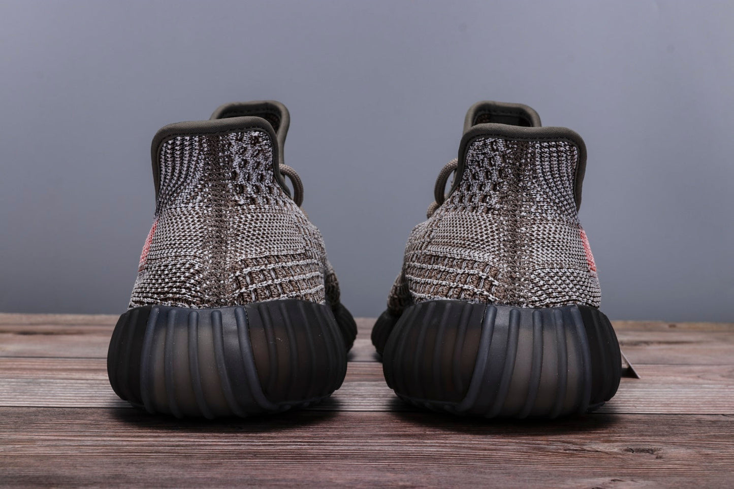 YBoost 350 V2 Ash Stone