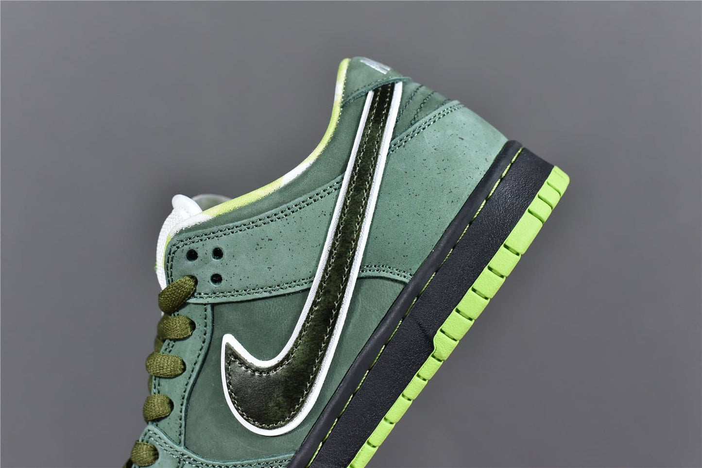 Dunk Low SB 'Green Lobster'