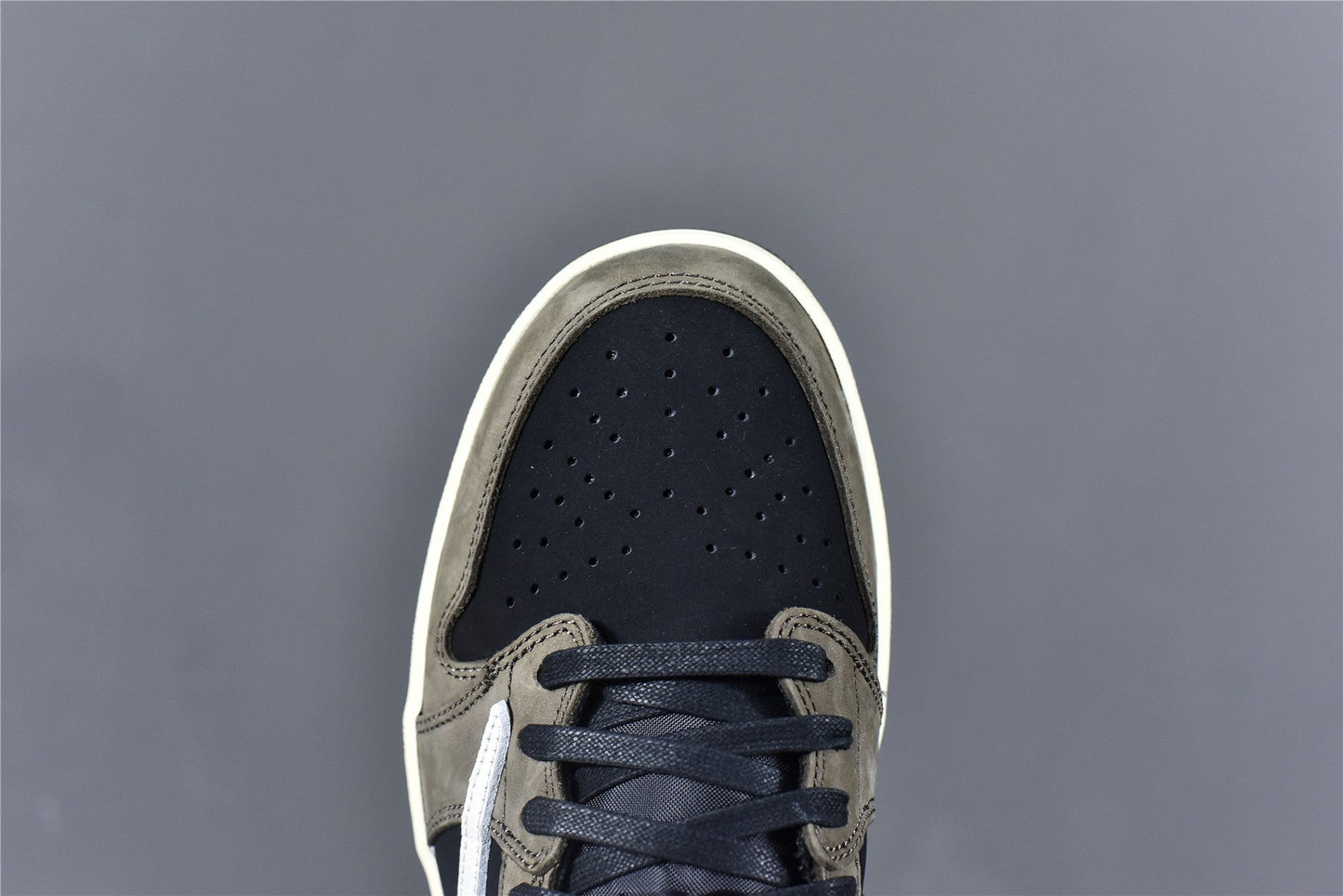 Travis Scott AJ 1 Low