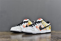 SB Dunk Low Roswell Raygun Tie-Dye White