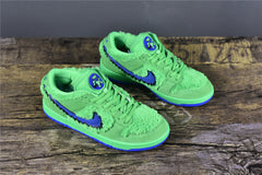 Grateful Dead SB Dunk Low Green