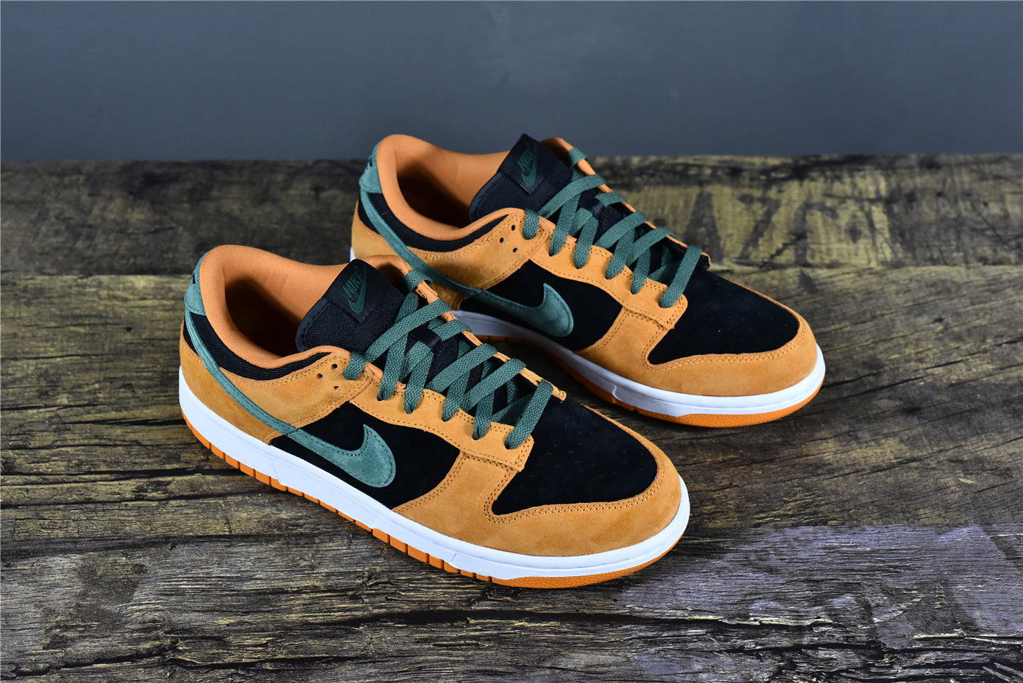 Dunk Low Ugly Duckling Pack Ceramic