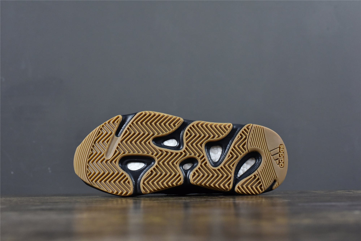 YBoost 700 Utility Black