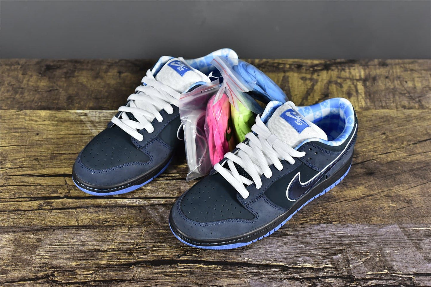 Dunk Low Premium SB 'Blue Lobster'