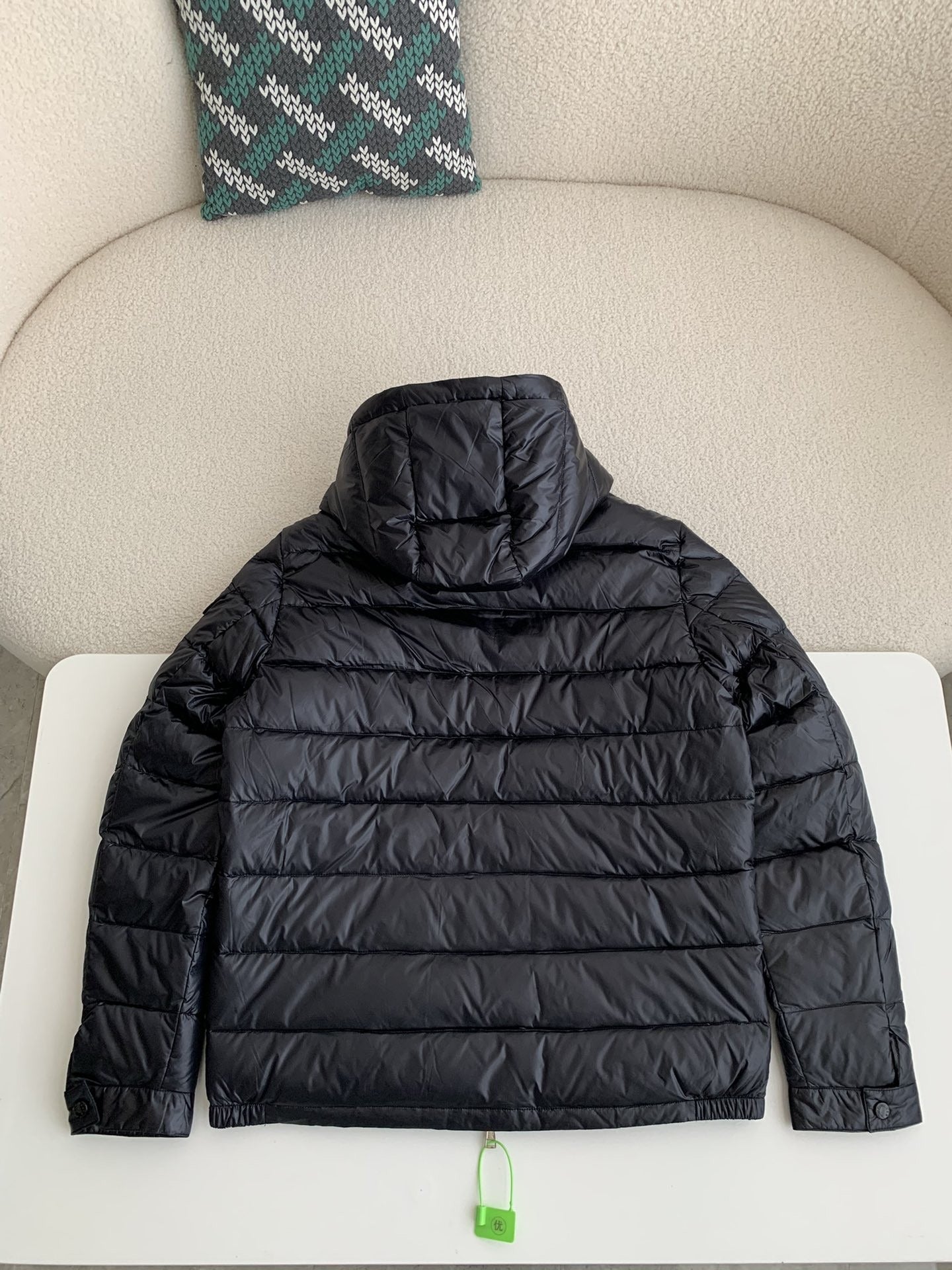 Moncler Montbeliard down jacket