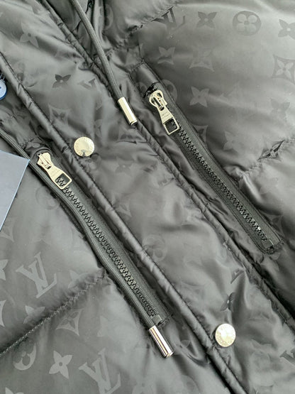 LOUIS VUITTON LOGO Down Jacket