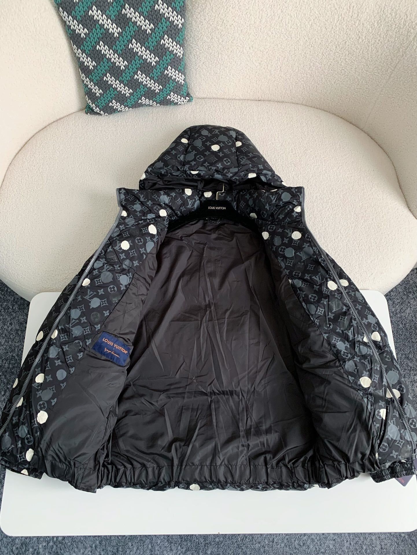 LOUIS VUITTON x YAYOI KUSAMA Collaboration SS23 Jacket