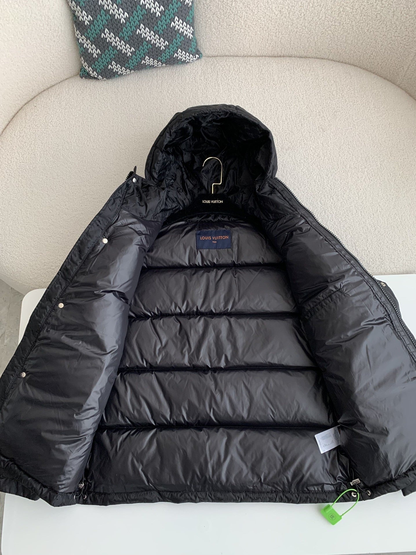 LOUIS VUITTON LOGO Down Jacket