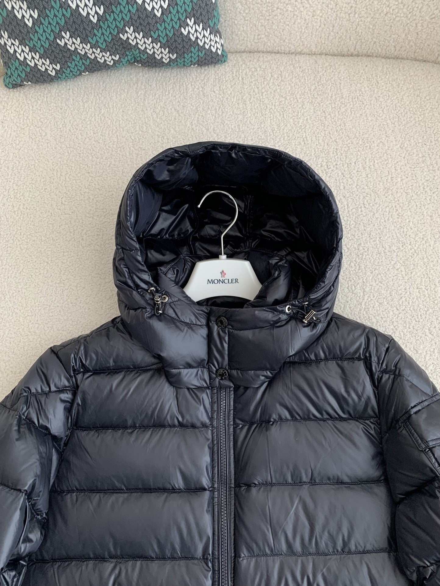 Moncler Montbeliard down jacket
