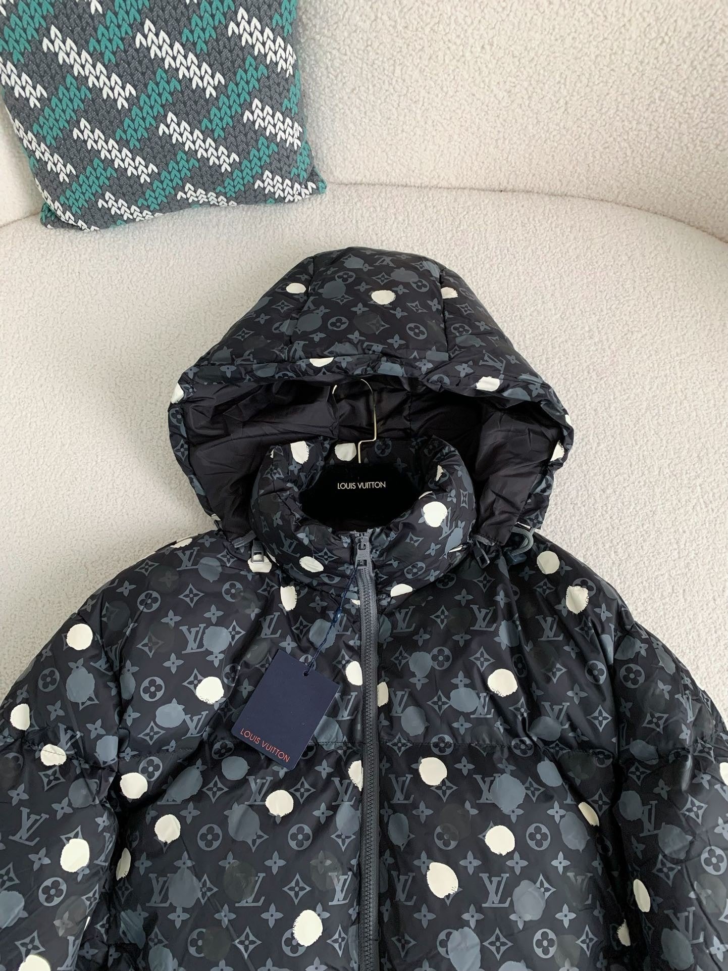 LOUIS VUITTON x YAYOI KUSAMA Collaboration SS23 Jacket