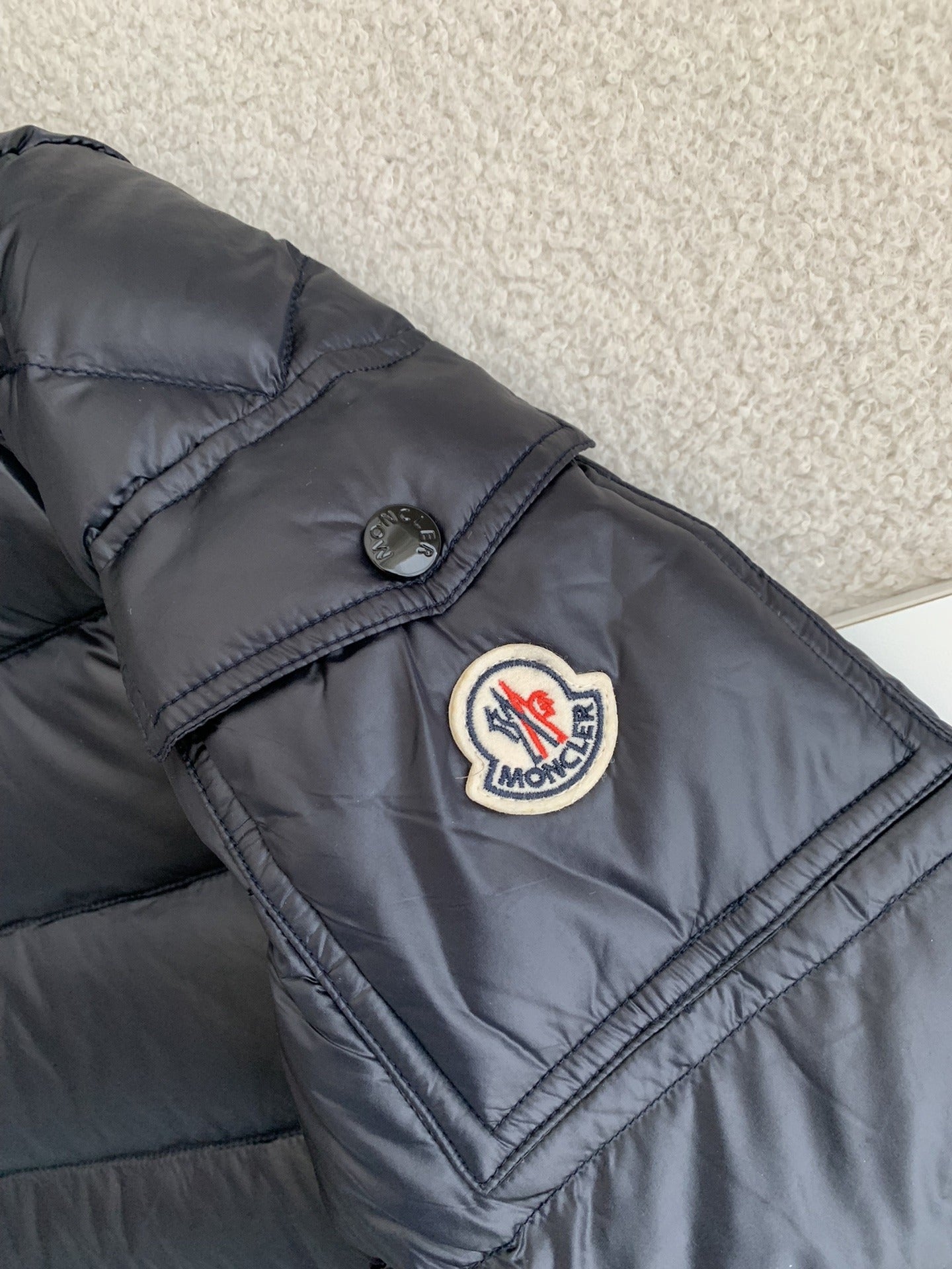 Moncler Montbeliard down jacket