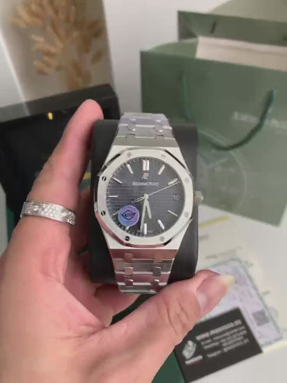 Audemars Piguet Royal Oak 15500 Series 41mm